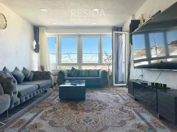 Immobilie in Möglingen - Modernisierte 3,5-Zi.-Wohnung in Möglingen mit Sonnenbalkon, Weitblick und Stellplatz - Bild 2