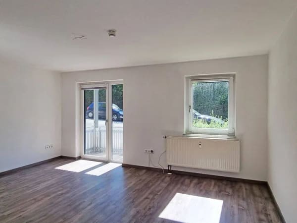 Immobilie in Großheirath - Mehrfamilienhaus mit fünf Wohneinheiten - Bild 3