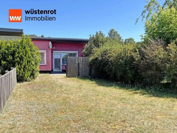 Immobilie in Koserow - MASSIVES FERIENHAUS MIT EINBAUKÜCHE + DREI ZIMMERN + DUSCHBAD + TERRASSE AUF EIGENEM GRUNDSTÜCK - Bild 3