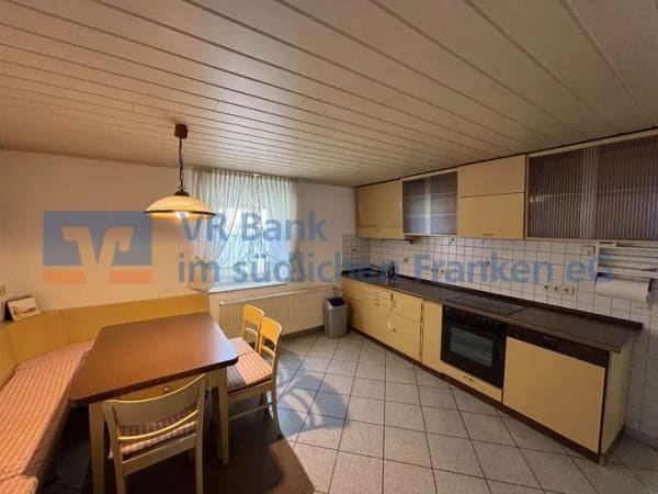 Immobilie in Weiltingen - Saniertes Bauernhaus mit Charme und weiterem Entwicklungspotenzial - Bild 1