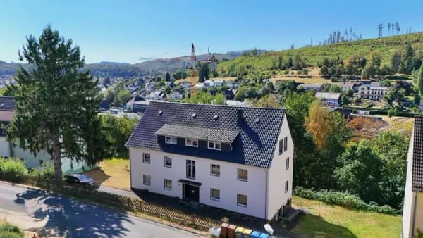 Immobilie in Dietzhölztal - Dachgeschoss-Eigentumswohnung in Dietzhölztal-Ewersbach - Bild 0