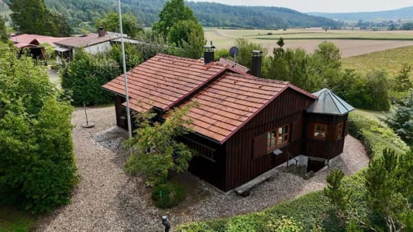 Immobilie in Sulzdorf a.d.Lederhecke - Ferienhaus in 97528 Sulzdorf a.d. Lederhecke/ Serrfeld - Bild 2