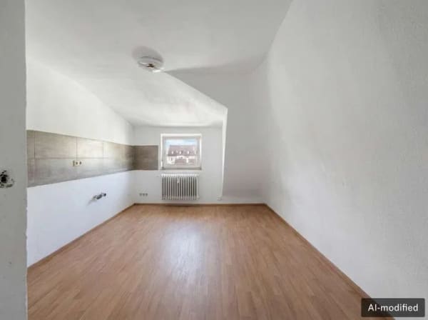 Immobilie in Ulm - Attraktive Dachgeschosswohnung in Top Lage - Bild 3