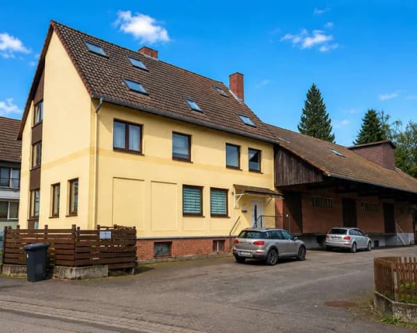 Immobilie in Kalefeld - Kapitalanlage mit Potenzial | 6 Wohneinheiten + 600 m² Lagerfläche | 5,97 % Sollrendite - Bild 0