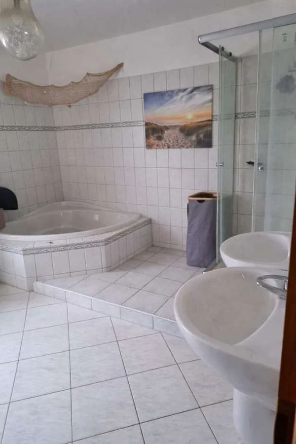 Immobilie in Kalefeld - Kapitalanlage mit Potenzial | 6 Wohneinheiten + 600 m² Lagerfläche | 5,97 % Sollrendite - Bild 4