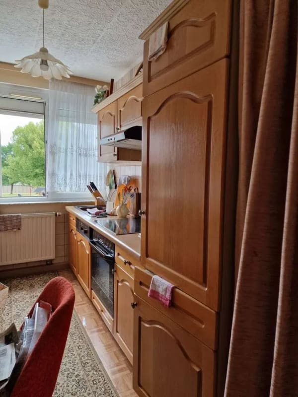 Immobilie in Neuensalz - 3-Raum-Wohnung mit Balkon und Garage – 62 m² mit Potenzial in gepflegter Wohnanlage - Bild 2
