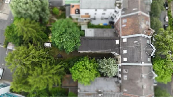 Immobilie in Krefeld - Solides Mehrfamilienhaus mit fünf Wohneinheiten in Krefeld - Bild 2