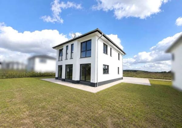Immobilie in Satow - Provisionsfrei! Neugebaute Stadtvilla in Satow bei Rostock - Bild 0