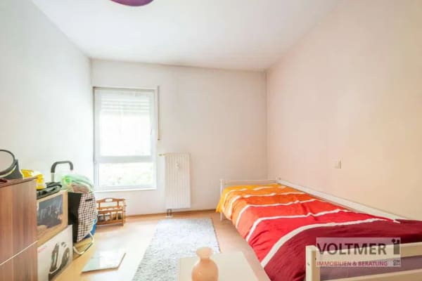 Immobilie in Neunkirchen - ZENTRUMSNAH - vermietete Eigentumswohnung mit überdachter Loggia und Stellplatz in Neunkirchen! - Bild 2