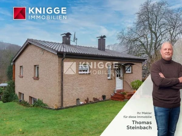 Immobilie in Overath - +++ 3710 - Einfamilienhaus mit Doppelgarage in ruhiger Lage von Overath-Oberbrombach +++ - Bild 0