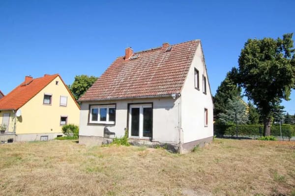 Immobilie in Weinböhla - Baugrundstück mit EFH in Weinböhla - 653 m² + Baugenehmigung - Bild 0