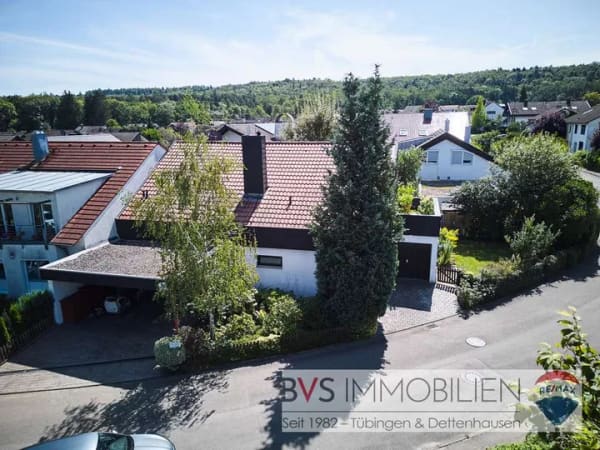 Immobilie in Dettenhausen - Ihr neuer Lieblingsort mit Atelier und schönem Garten - Bild 2