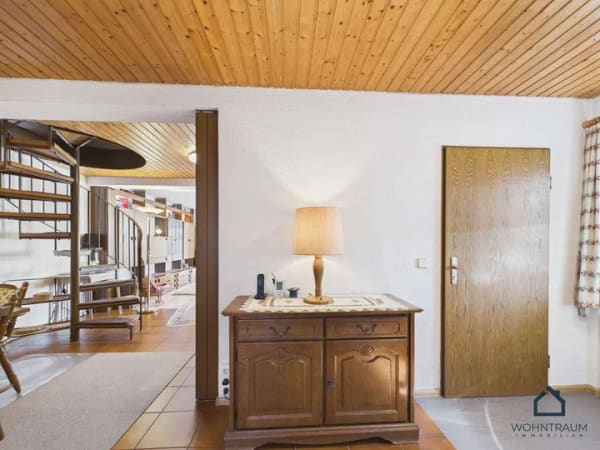 Immobilie in Reute - Wohntraum in Reute: 116 m² Maisonette mit PV-Anlage & Doppelgarage - Bild 2