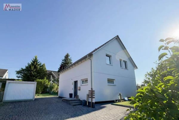 Immobilie in Welden - Freistehendes Einfamilienhaus in idyllischer Ortsrandlage - Bild 0
