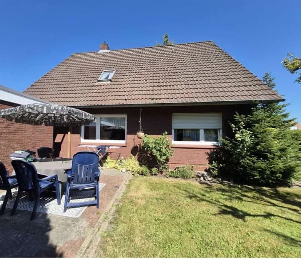 Immobilie in Eversmeer - Ein-/Zweifamilienhaus mit großem Garten in Eversmeer - Bild 1