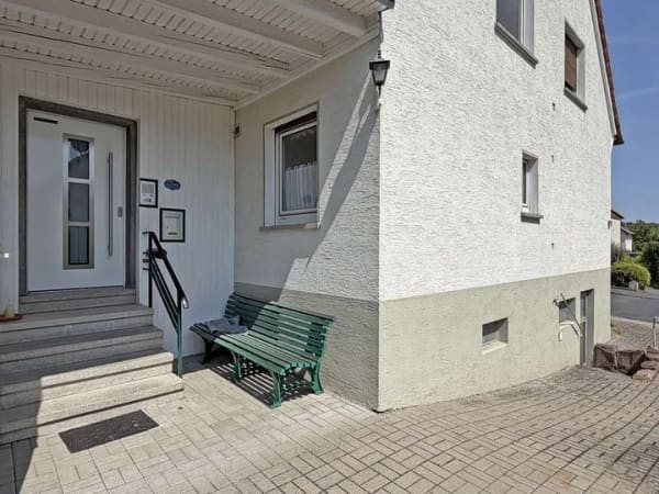 Immobilie in Burghaun - Einfamilienhaus in Burghaun - Ein Zuhause mit viel Platz und durchdachter Raumaufteilung - Bild 4