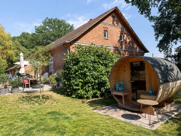 Immobilie in Hemsloh - Stilvoll saniertes Bauernhaus - Historischer Charme trifft modernen Wohnkomfort in Rehden - Bild 2