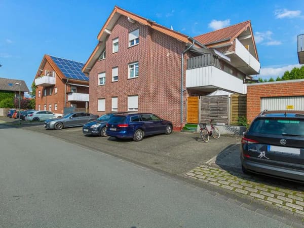 Immobilie in Delbrück - Gut vermietete 3-Zimmer DG-Wohnung in Delbrück – provisionsfrei für Käufer - Bild 1