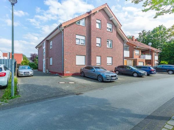Immobilie in Delbrück - Gut vermietete 3-Zimmer DG-Wohnung in Delbrück – provisionsfrei für Käufer - Bild 2
