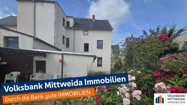 Immobilie in Limbach-Oberfrohna - Charmante Doppelhaushälfte mit Potenzial in Limbach-Oberfrohna! - Bild 0
