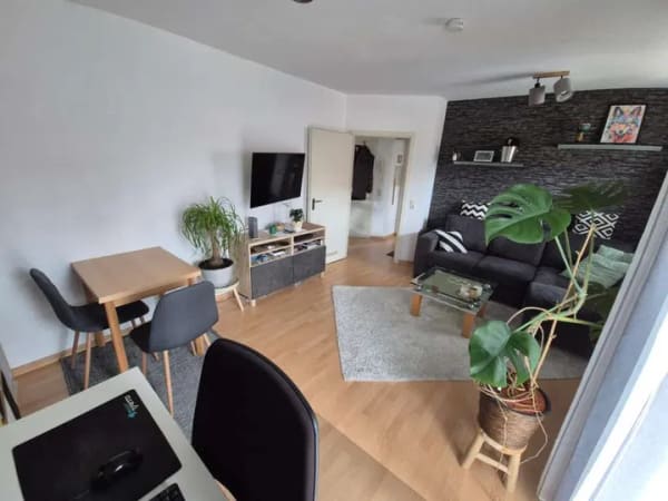 Immobilie in Langenselbold - Gemütliche Wohnung im 1 OG von Privat  - Bild 2