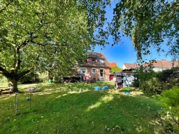 Immobilie in Katlenburg-Lindau - Wärmegedämmtes Zweifamilienhaus mit Garage in ruhiger Lage! - Bild 2