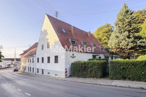 Immobilie in Friedberg - Potenzialobjekt für Investoren: 6 Einheiten, davon 3 leerstehend mit schönem Garten - Bild 0