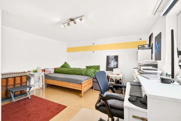 Immobilie in Lindenberg im Allgäu - Dreifamilienhaus in zentrumsnaher Wohnlage – vermietet, mit Entwicklungsspielraum - Bild 2
