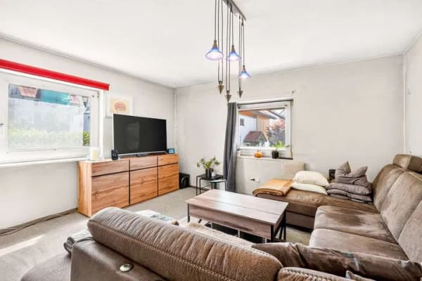 Immobilie in Lindenberg im Allgäu - Dreifamilienhaus in zentrumsnaher Wohnlage – vermietet, mit Entwicklungsspielraum - Bild 4