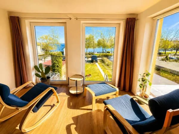 Immobilie in Krakow am See - Neuwertiges Ferienhaus mit Seeblick – möbliert, ideal zur Selbstnutzung oder Vermietung - Bild 3