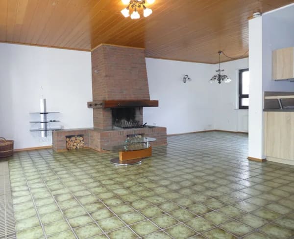 Immobilie in Hochdorf-Assenheim - Wohnen wie im eigenen Haus – Charmante Eigentumswohnung mit Terrasse, Garage und Stellplatz - Bild 1