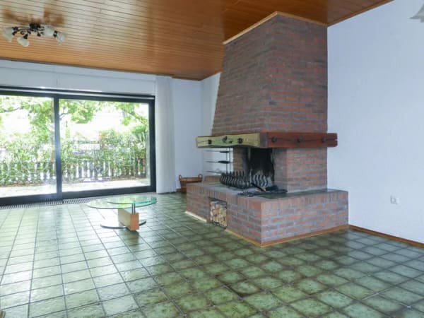 Immobilie in Hochdorf-Assenheim - Wohnen wie im eigenen Haus – Charmante Eigentumswohnung mit Terrasse, Garage und Stellplatz - Bild 2