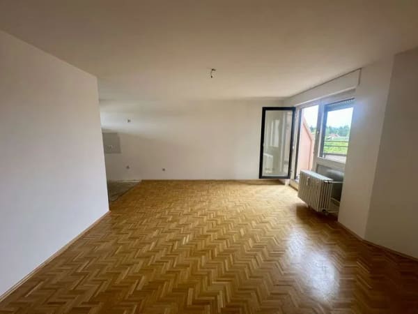 Immobilie in Geretsried - Kompaktes Apartment in Geretsried mit Bergblick und Balkon - Bild 2