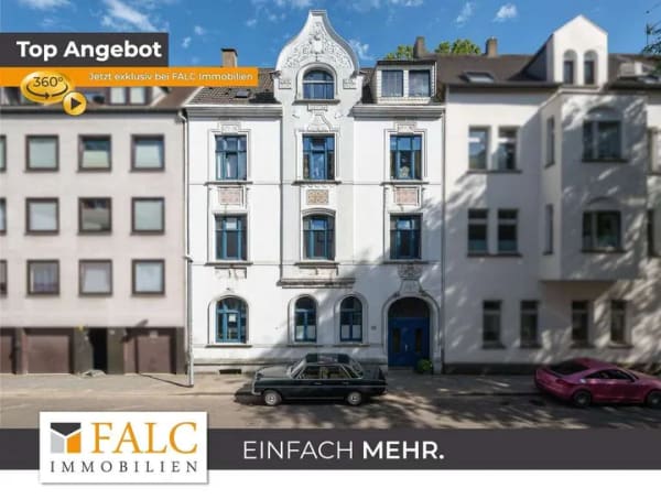 Immobilie in Essen - Historischer Altbau mit Stuckfassade, großzügigem Garten und außergewöhnlicher Maisonettewohnung - Bild 0