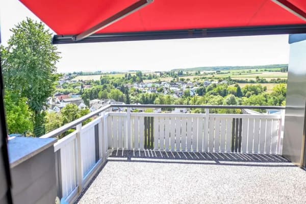 Immobilie in Elz - Großzügiges EFH /2FH mit tollem Garten und traumhafter Fernsicht in Bestlage - Nähe Limburg in Elz - Bild 3