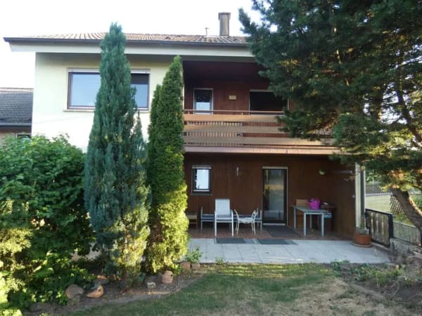 Immobilie in Straubenhardt - Straubenhardt-Conweiler - großzügige Doppelhaushälfte mit schönem Garten u. Einzelgarage! - Bild 2