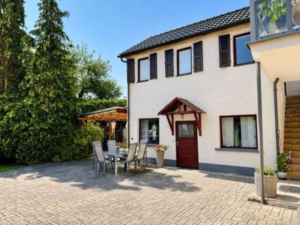 Immobilie in Mainhausen - Ein Haus, viele Möglichkeiten – 
großzügiges Anwesen mit Nebengebäude & 
großem Garten - Bild 1