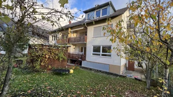 Immobilie in Rutesheim - Sehr gepflegte lichtdurchflutete 3-Zimmer-Wohnung mit Garten, Garage und sonniger Südterrasse - Bild 0