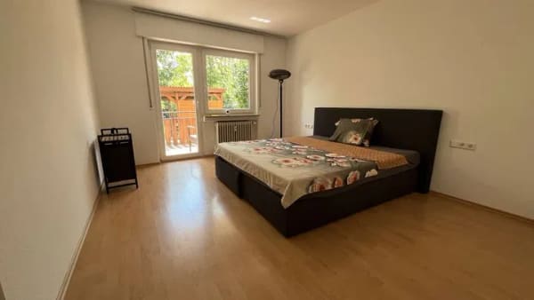 Immobilie in Rutesheim - Sehr gepflegte lichtdurchflutete 3-Zimmer-Wohnung mit Garten, Garage und sonniger Südterrasse - Bild 3