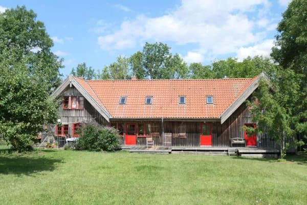 Immobilie in Sundhagen - Viel Freiraum: Großzügiges Haus in Sundhagen - Bild 0