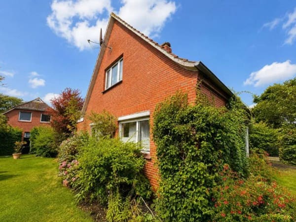 Immobilie in Südbrookmerland - Sanierungsbedürftiges Einfamilienhaus in Südbrookmerland/Moordorf - Bild 2