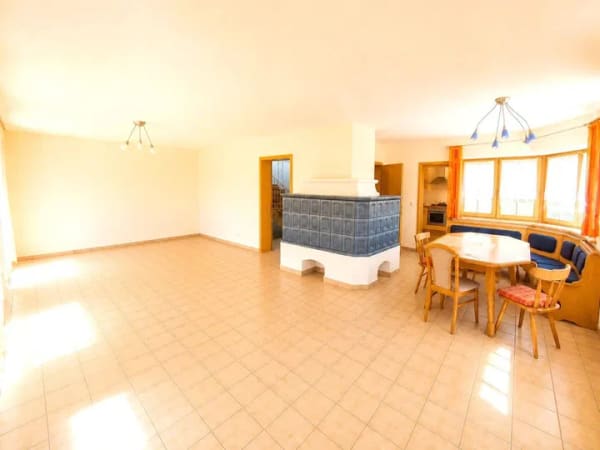 Immobilie in Pommelsbrunn - Großzügiges Einfamilienhaus mit Kachelofen, Doppelgarage und Einbauküche in ruhiger Wohnlage! - Bild 4