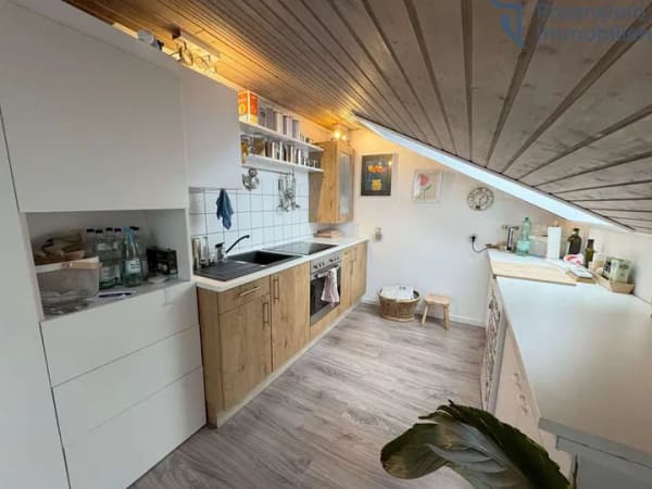 Immobilie in Gerlingen - #21, Attraktive 1,5-Zimmer DG Wohnung mit Balkon und Stellplatz - Bild 2