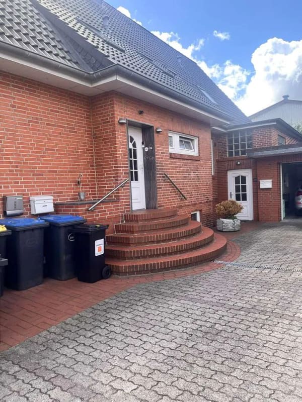 Immobilie in Büdelsdorf - Mehrfamilienhaus mit 240,7 m² Wohnfläche in Büdelsdorf - von Privat - Bild 2