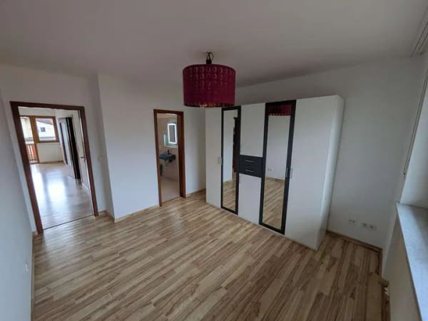 Immobilie in Krailling - Helle 2 Zimmer Wohnung, zentral und ruhig in Krailling - Bild 3