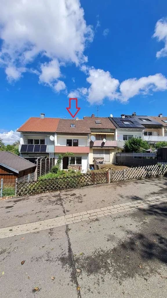 Immobilie in Kirchheim unter Teck - HIER GIBT ES EINIGES ZU TUN ! Reihenmittelhaus renovierungsbedürftig - Bild 0