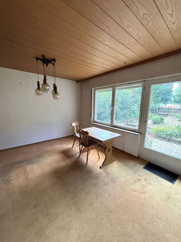 Immobilie in Kirchheim unter Teck - HIER GIBT ES EINIGES ZU TUN ! Reihenmittelhaus renovierungsbedürftig - Bild 3