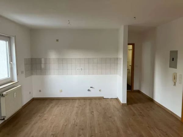 Immobilie in Bietigheim - OHNE MAKLER - Renovierte und gut aufgeteilte 2-Zimmer-Eigentumswohnung - Bild 2