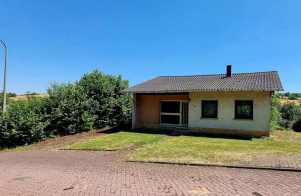 Immobilie in Sankt Wendel - Einfamilienhaus mit acht Zimmern in Sankt Wendel - Bild 1