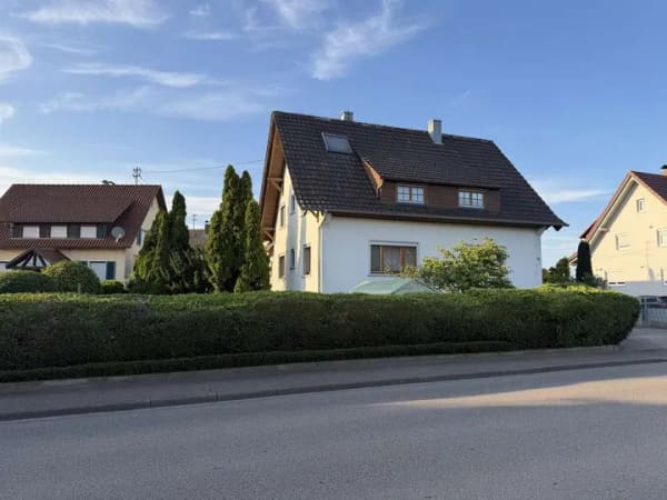 Immobilie in Meißenheim -  Großzügiges Haus in Meißenheim-Kürzell mit viel Potenzial und Lagefläche - Bild 1